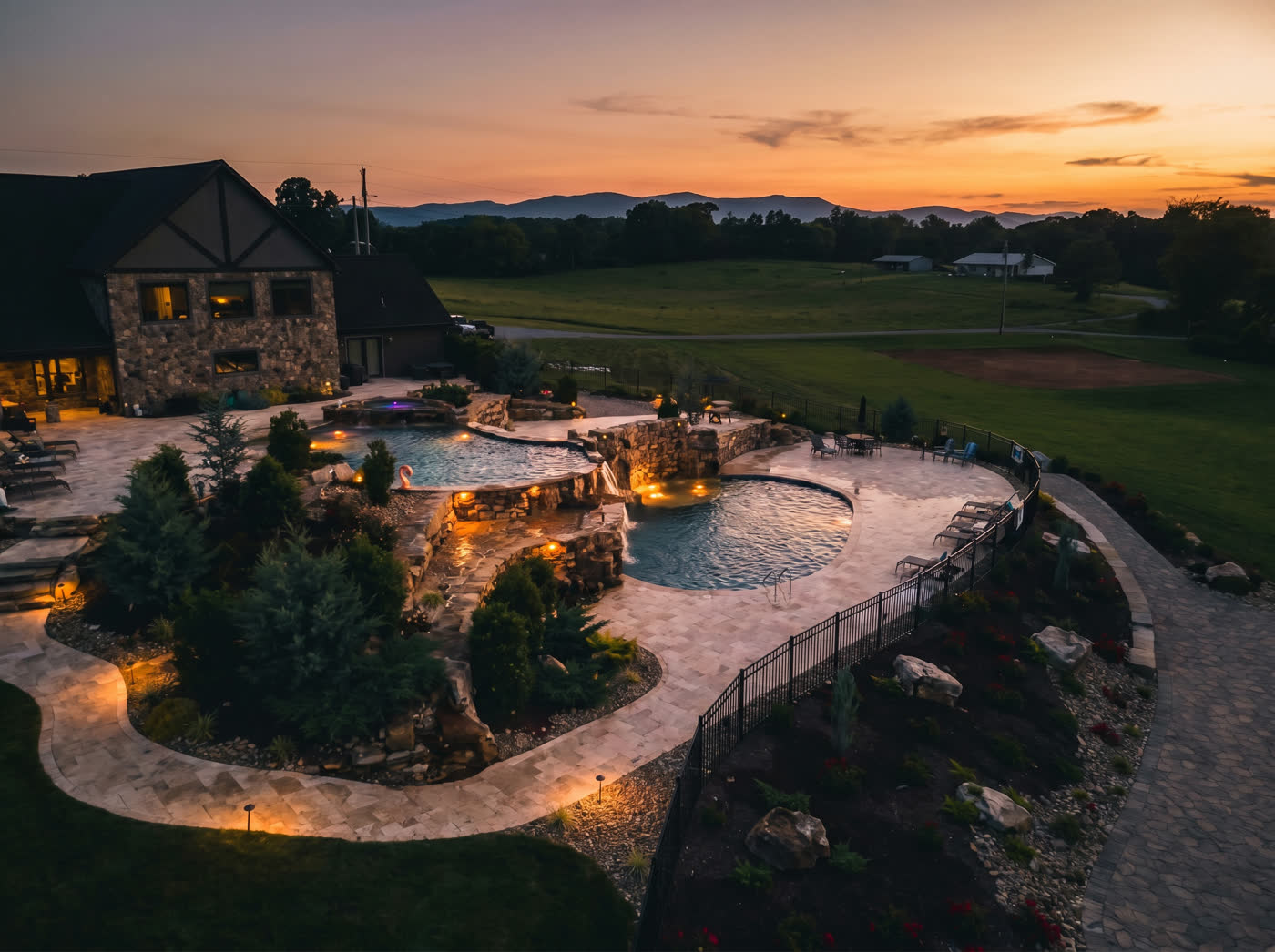 Knoxville outdoor living inspiration — TNC project work